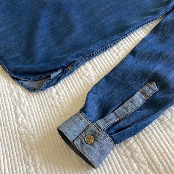 7 for All Mankind Denim Chambray Two Tone Snap Button Down Shirt Size XS - Picture 9 of 10